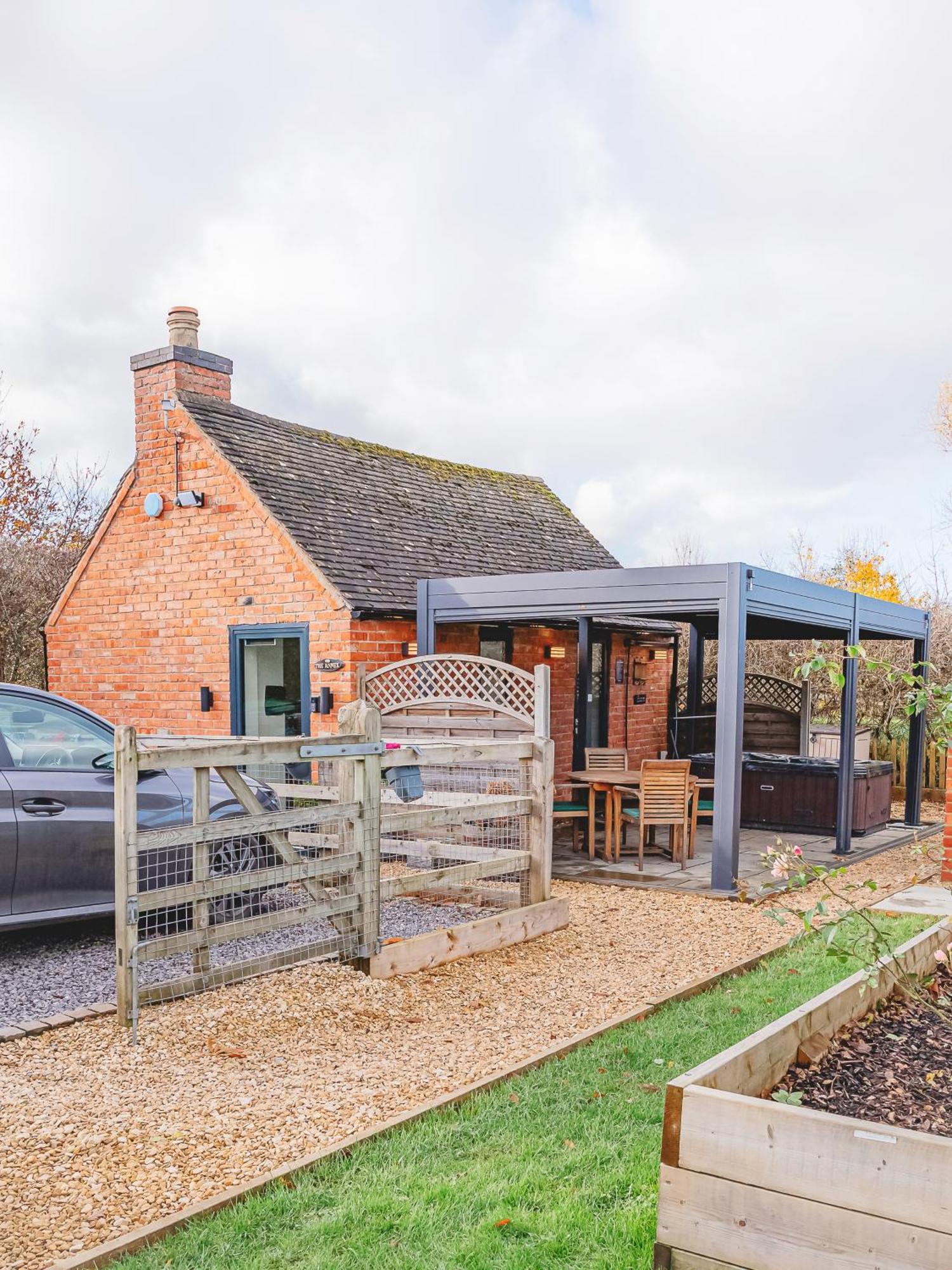 Cottage With Hot Tub - Near Cheltenham And Tewkesbury Zewnętrze zdjęcie